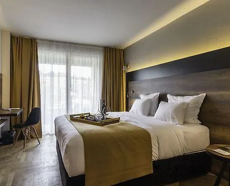 Next Door Park 4* 스코페